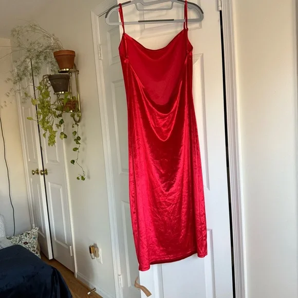 Reformation Merel Velvet Red Midi Dress Low Back - Picture 4 of 8